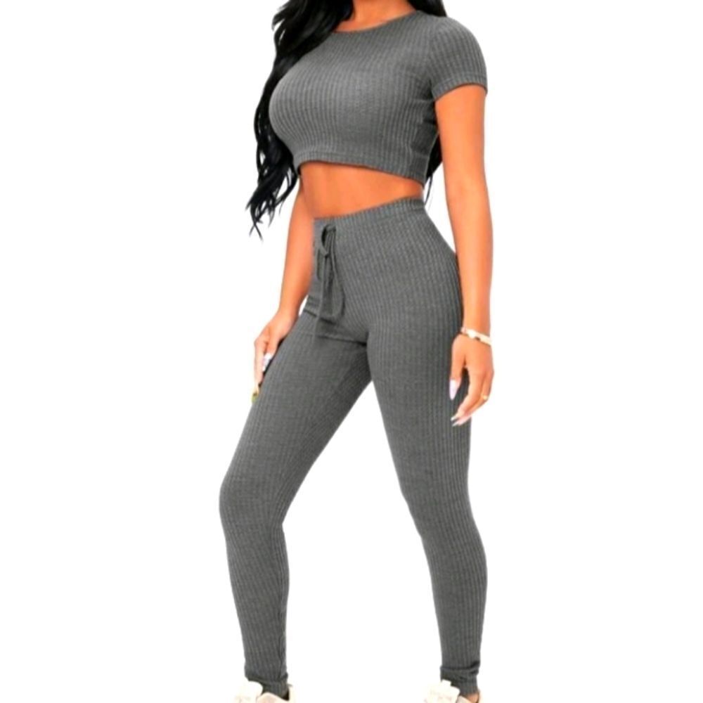 Ladies, two-piece waffle knit pant set sz Small Petite - Picture 4 of 4